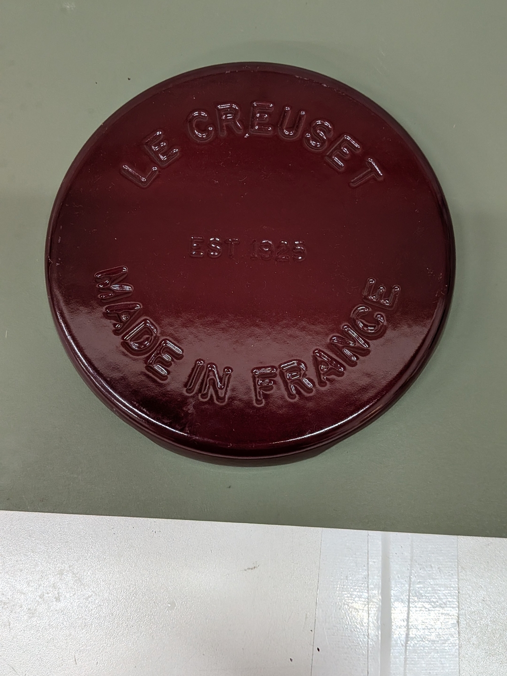 Le Creuset Round Red Mahogany Trivet - Made in France